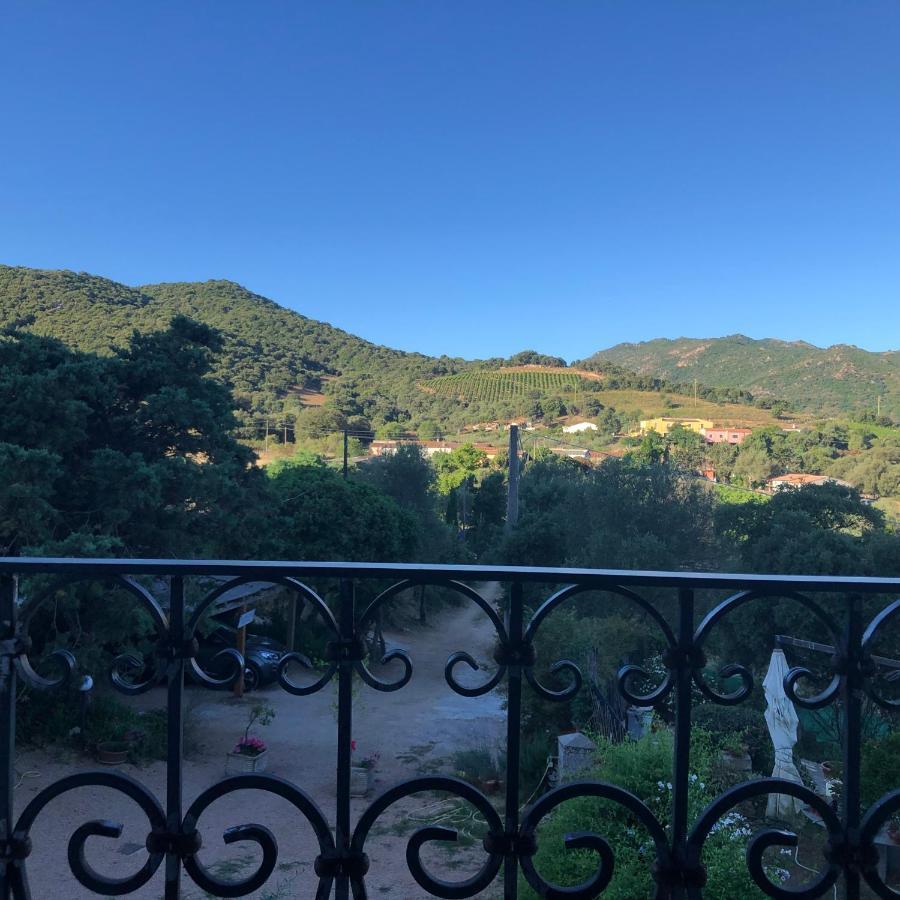 Agriturismo La Casa Delle Fate Loiri Porto San Paolo Bagian luar foto